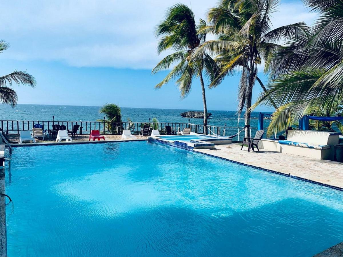 Апартаменты Ventana Al Atlantico At Arecibo 681 Ocean Drive Islote Экстерьер фото